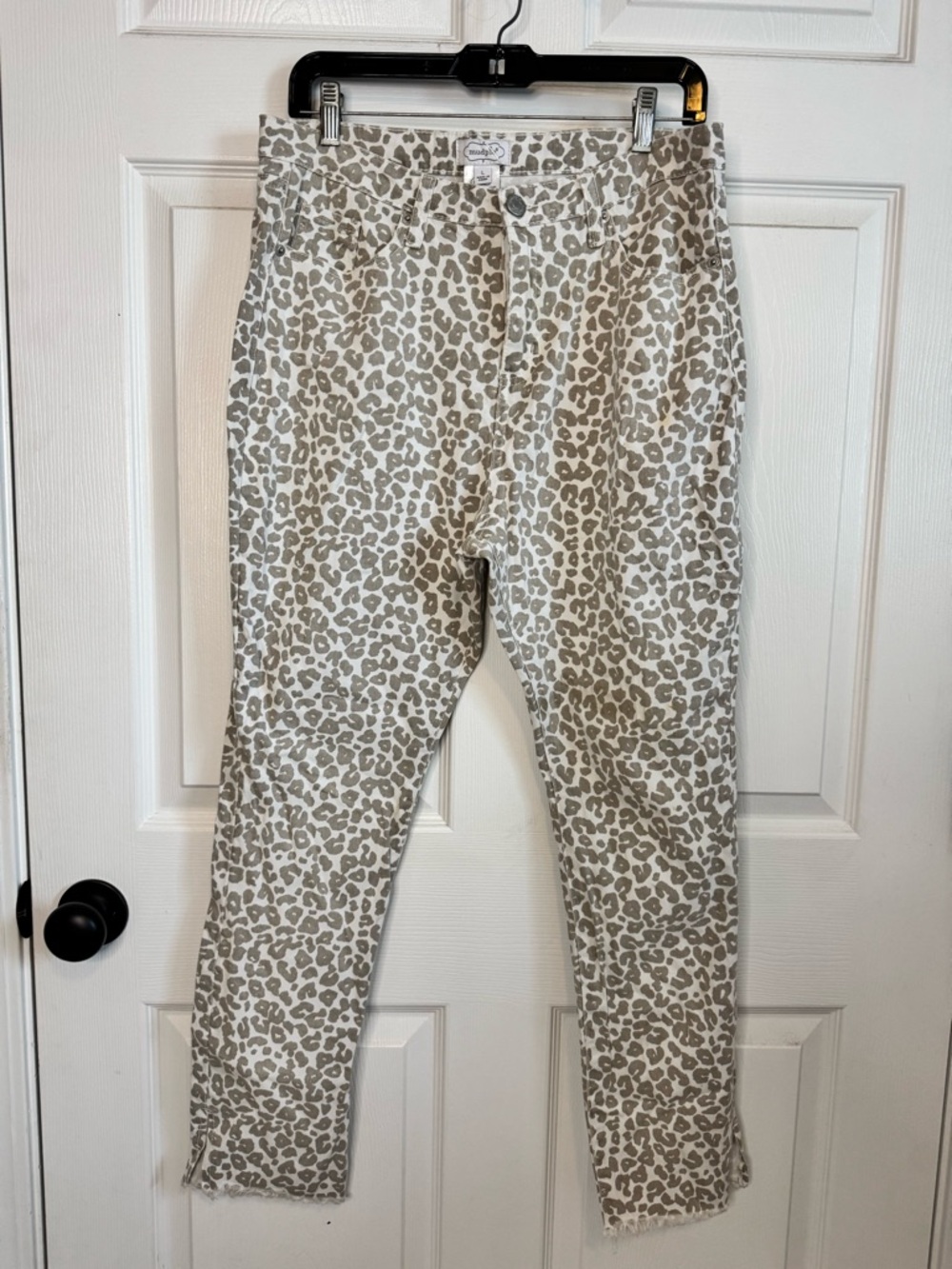 Mud Pie Beige and White Leopard Skinny Jeans